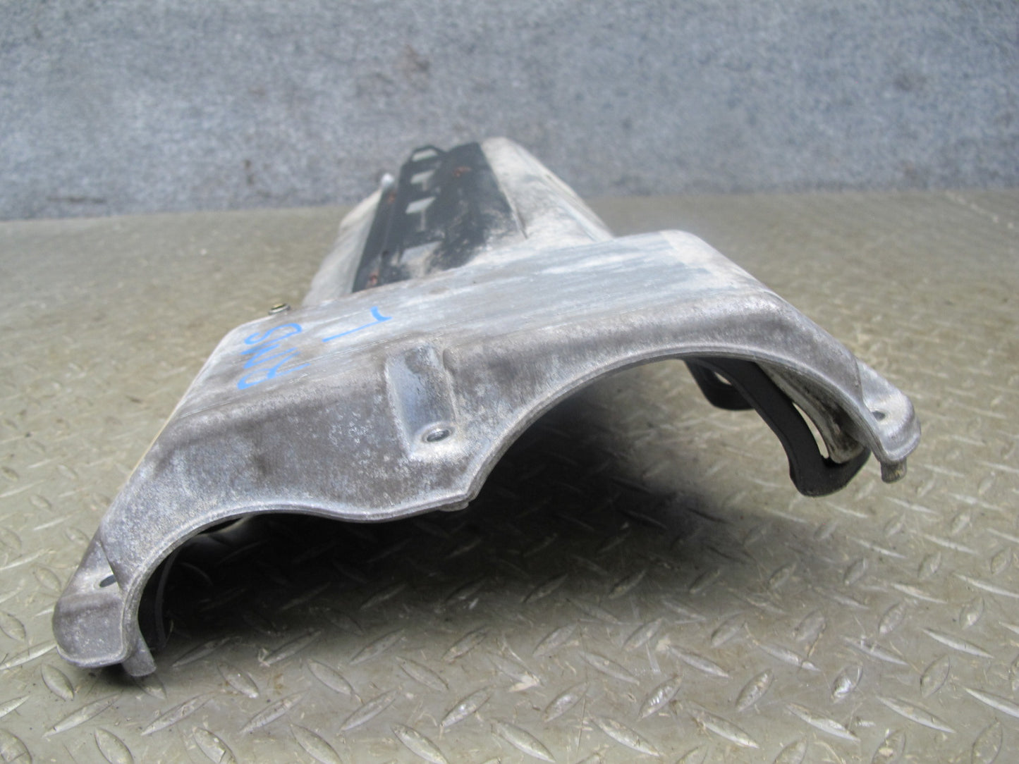 97-99 Mercedes W140 S500 Engine Left Cylinder Head Valve Cover OEM