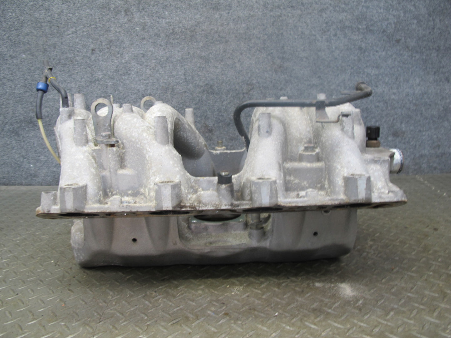 96-99 Mercedes W140 S500 M119 Upper & Lower Air Intake Manifold OEM