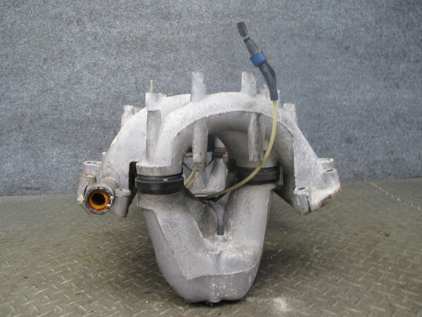 96-99 Mercedes W140 S500 M119 Upper & Lower Air Intake Manifold OEM