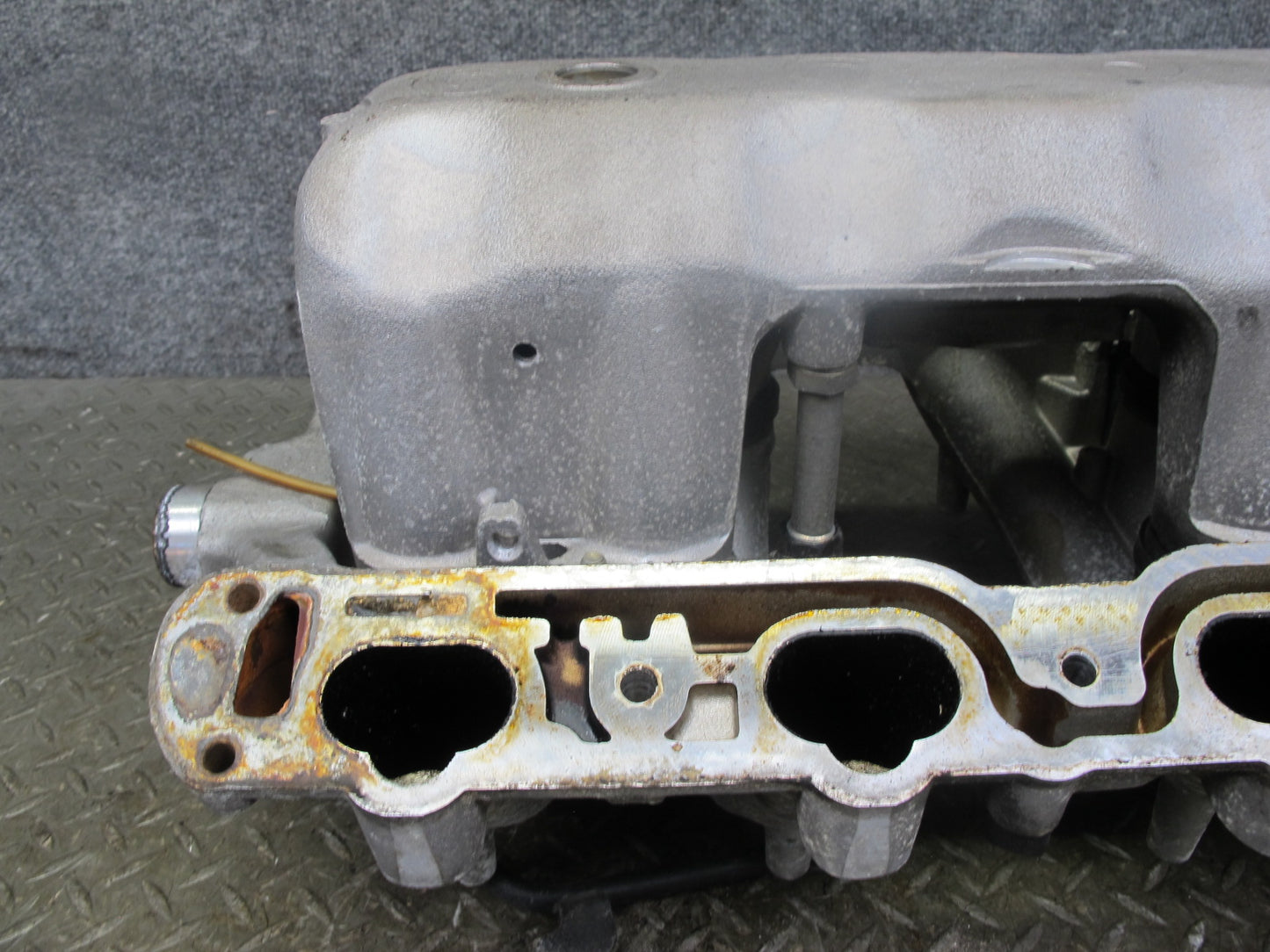 96-99 Mercedes W140 S500 M119 Upper & Lower Air Intake Manifold OEM