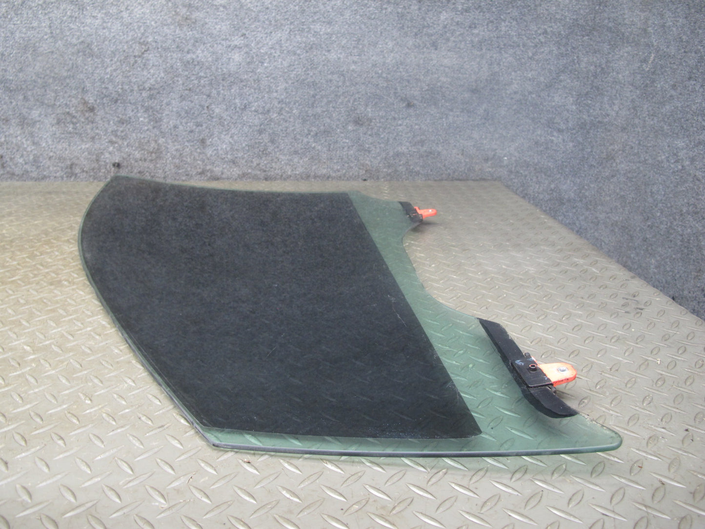 2014-2015 Infiniti QX60 Front Right Door Glass Window