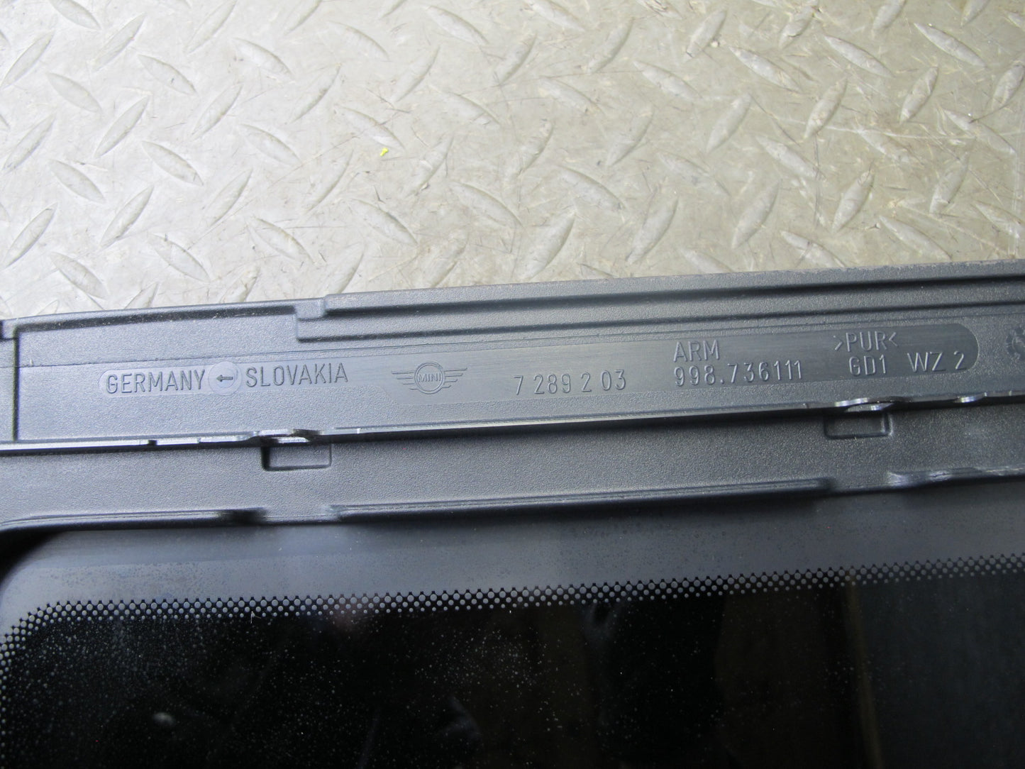 11-13 Mini Cooper R55 R56 R60 Front Sunroof Glass Window 7289203 OEM