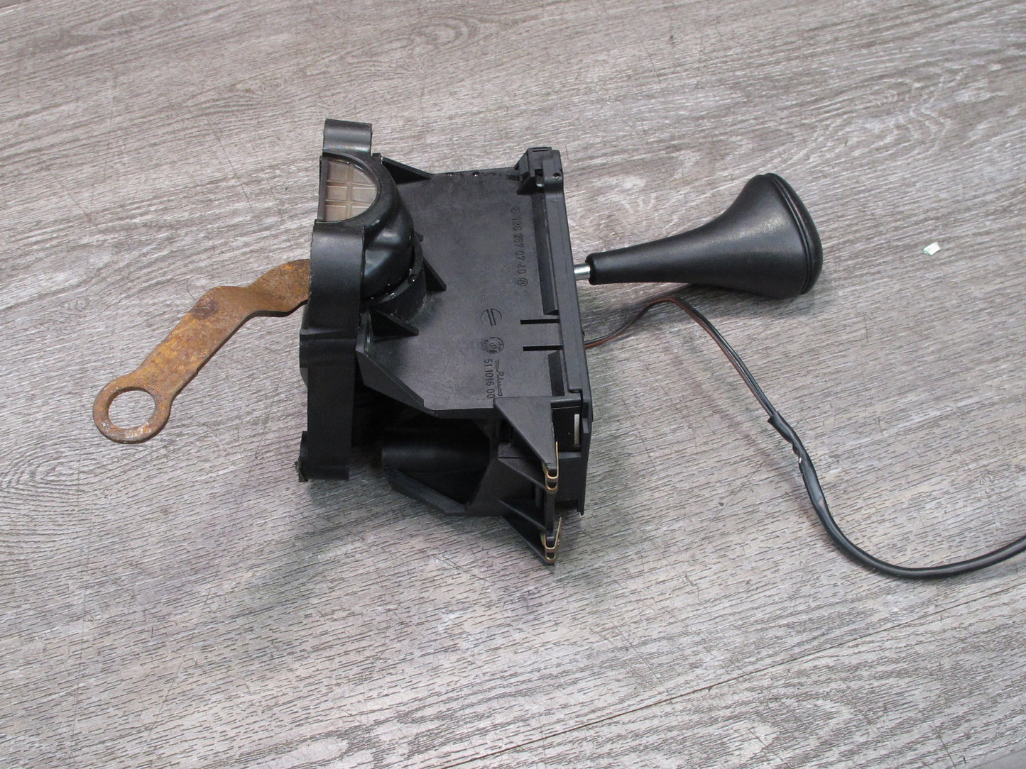 86-91 Mercedes W126 A/T Automatic Transmission Gear Shifter Selector OEM