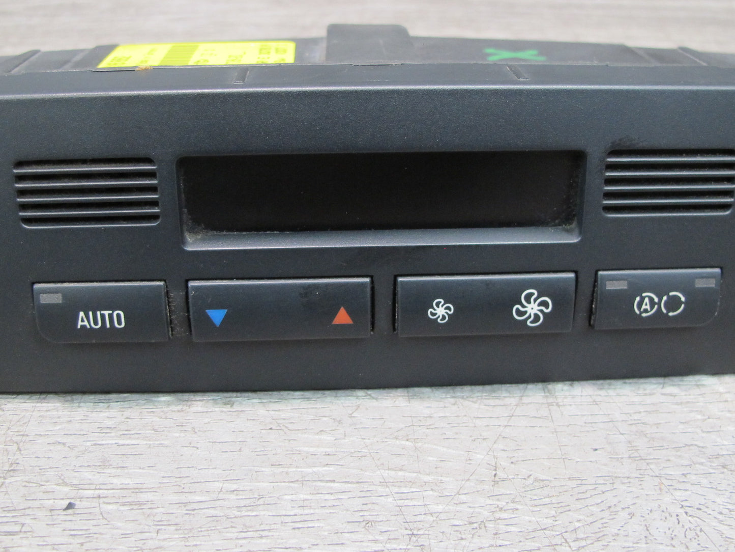 2001-2006 BMW E46 A/C Air Condition Climate Control Switch Panel 6916882