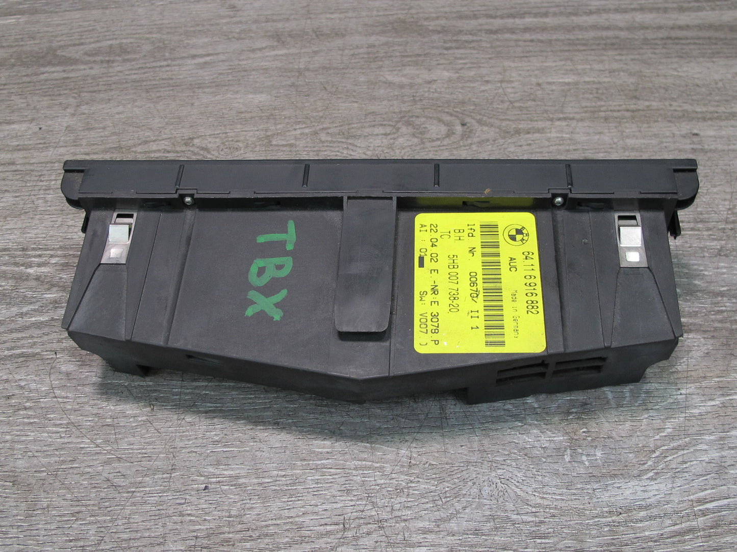 2001-2006 BMW E46 A/C Air Condition Climate Control Switch Panel 6916882