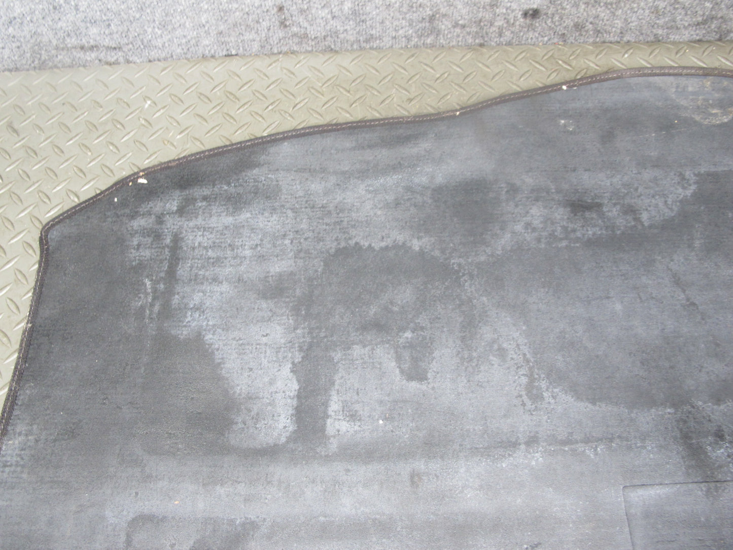92-00 Lexus UZZ30L SC300 SC400 Rear Trunk Floor MAT Carpet Cover Gray OEM