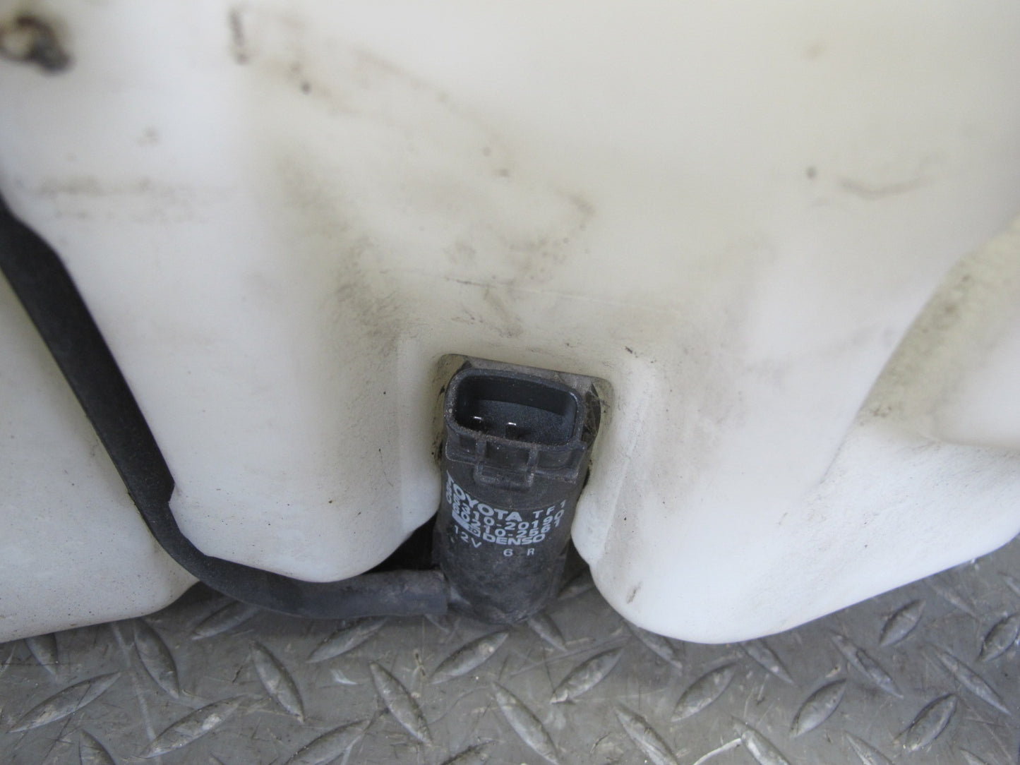 93-00 Lexus JZZ31L SC400 SC300 Windshield Washer Fluid Reservoir Tank w Pump OEM