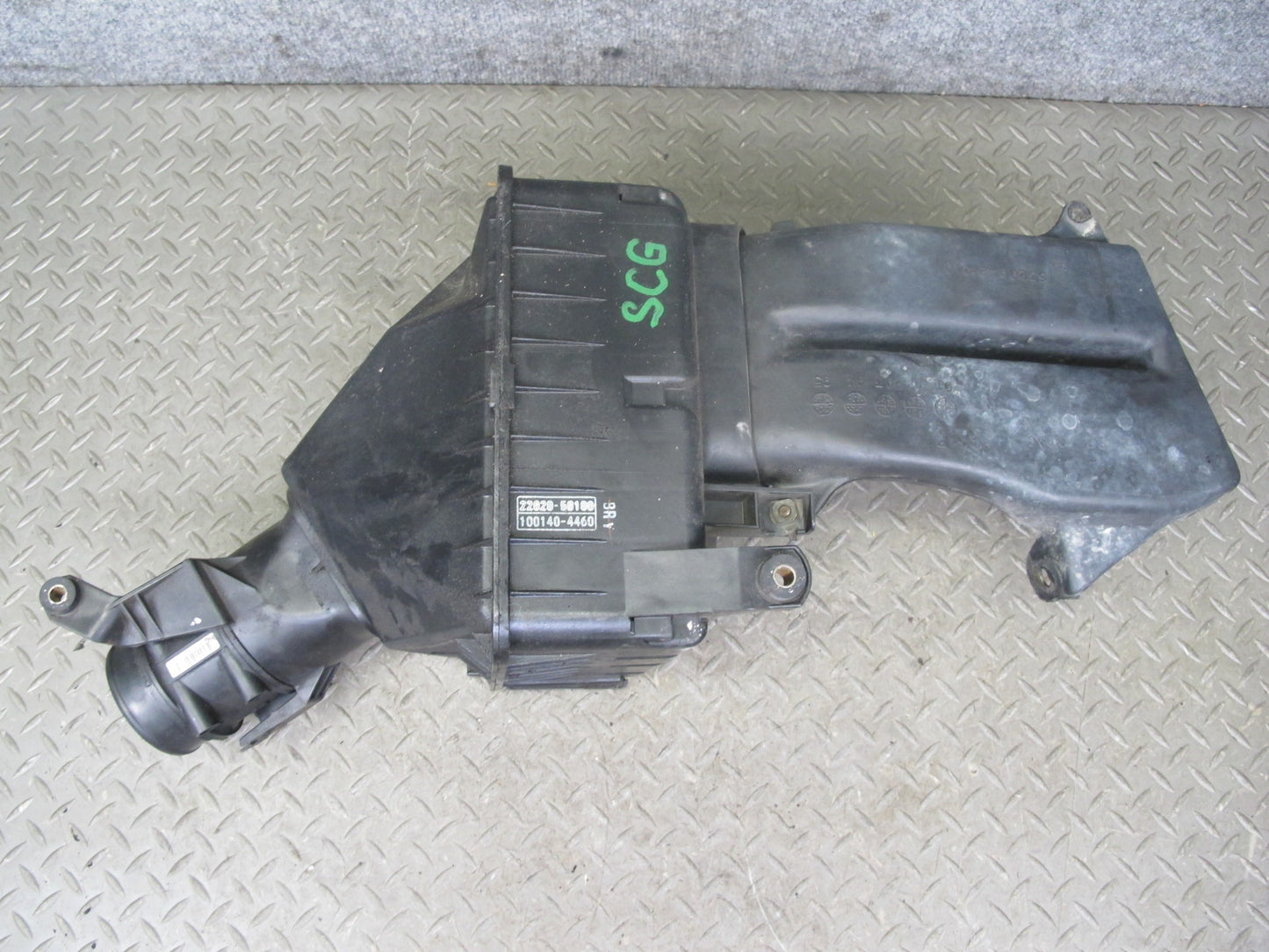 96-97 Lexus UZZ30L SC400 Air Intake Cleaner Filter Box w MAF Sensor OEM