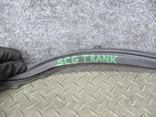 92-96 Lexus UZZ30L SC300 SC400 Rear Trunk Weatherstrip Rubber Seal Gasket OEM