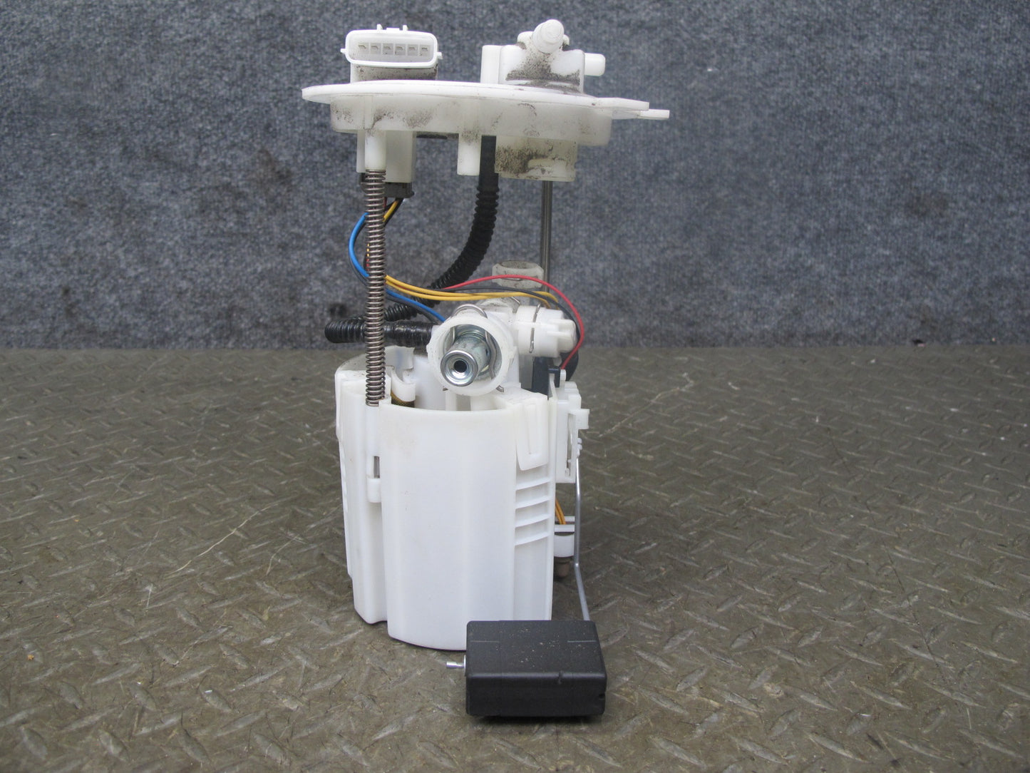 2014-2017 Infiniti QX60 2.5L Hybrid Fuel Pump Level Sensor Assembly