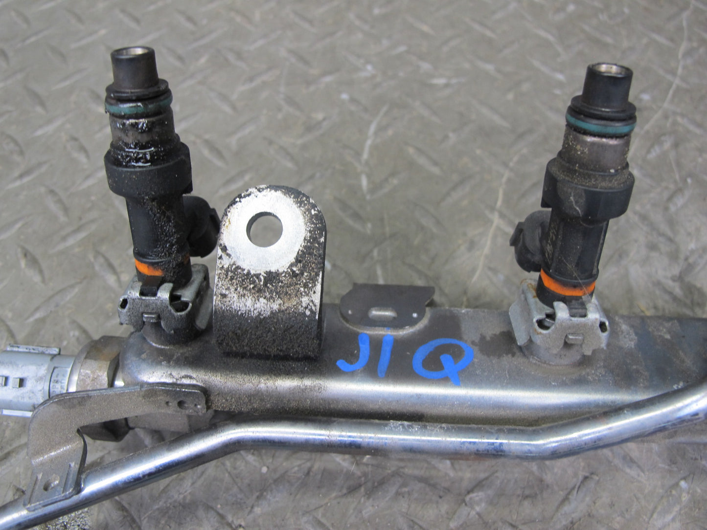2014-2016 Infiniti QX60 2.5L Hybrid Fuel Rail Injector Set
