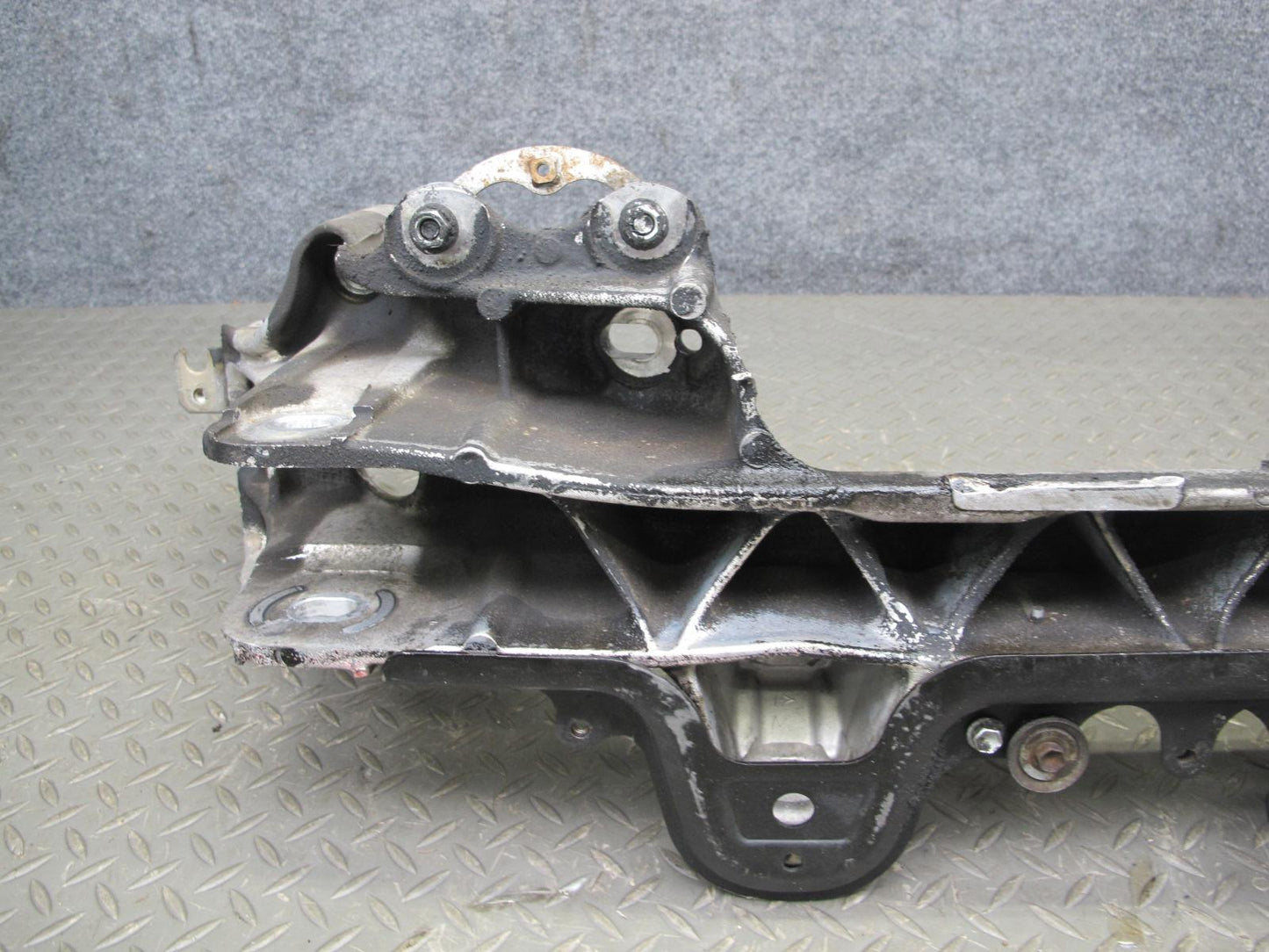 92-00 Lexus UZZ30L SC300 SC400 Front Engine Subframe Crossmember OEM