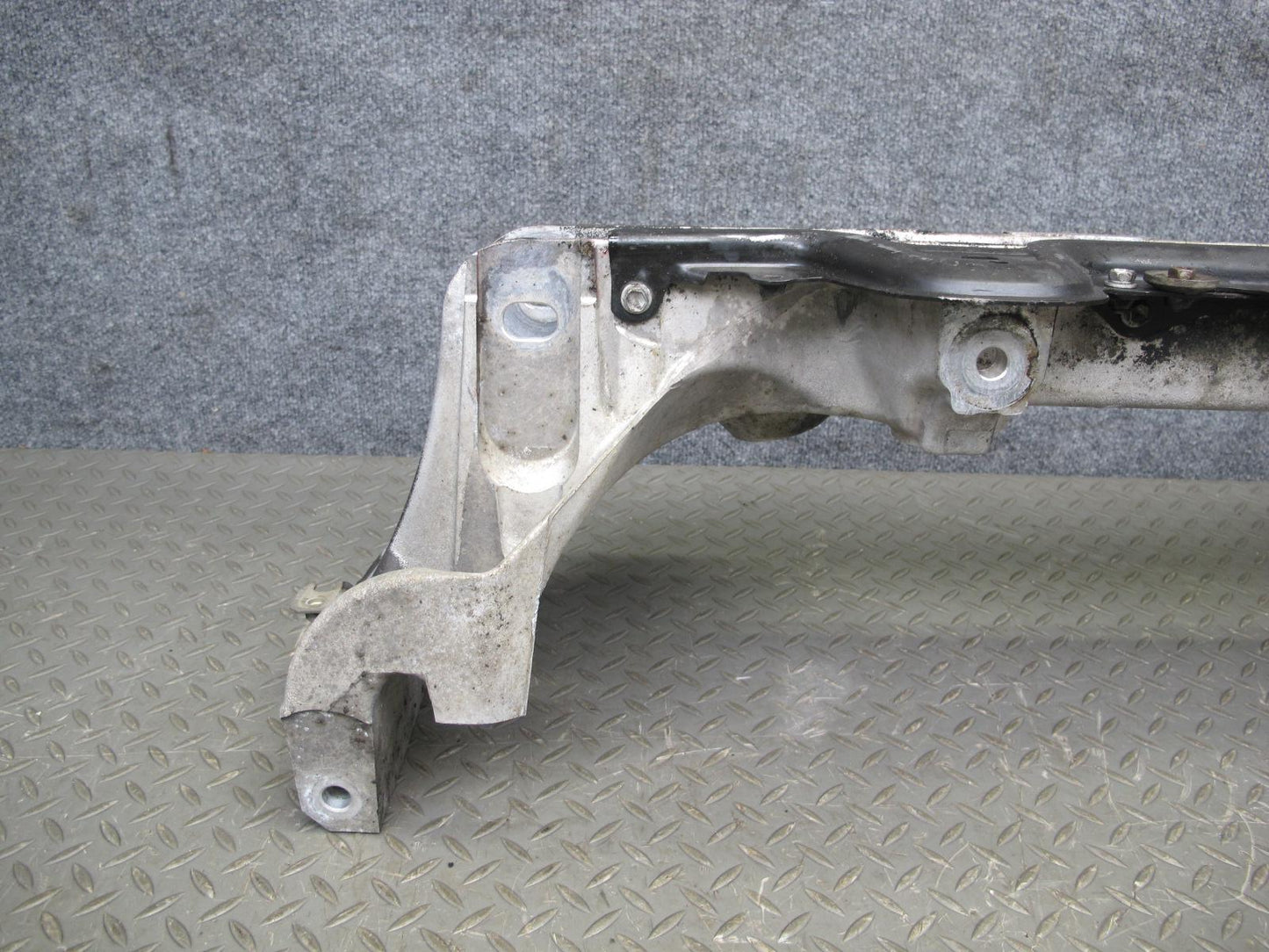 92-00 Lexus UZZ30L SC300 SC400 Front Engine Subframe Crossmember OEM
