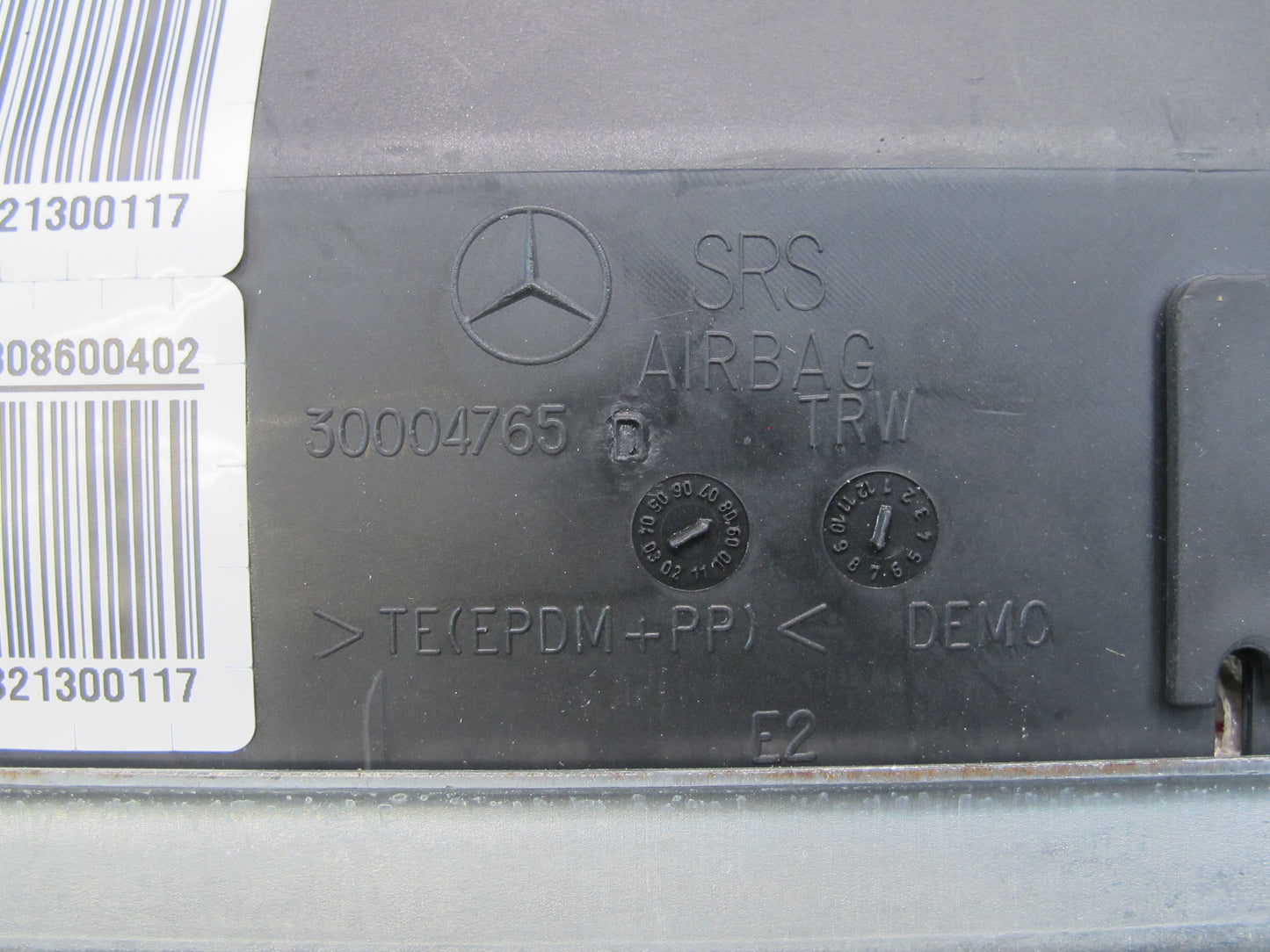 03-12 MERCEDES R230 SL-CLASS FRONT RIGHT PASSENGER SIDE DASH SRS AIRBAG A2308600402 OEM