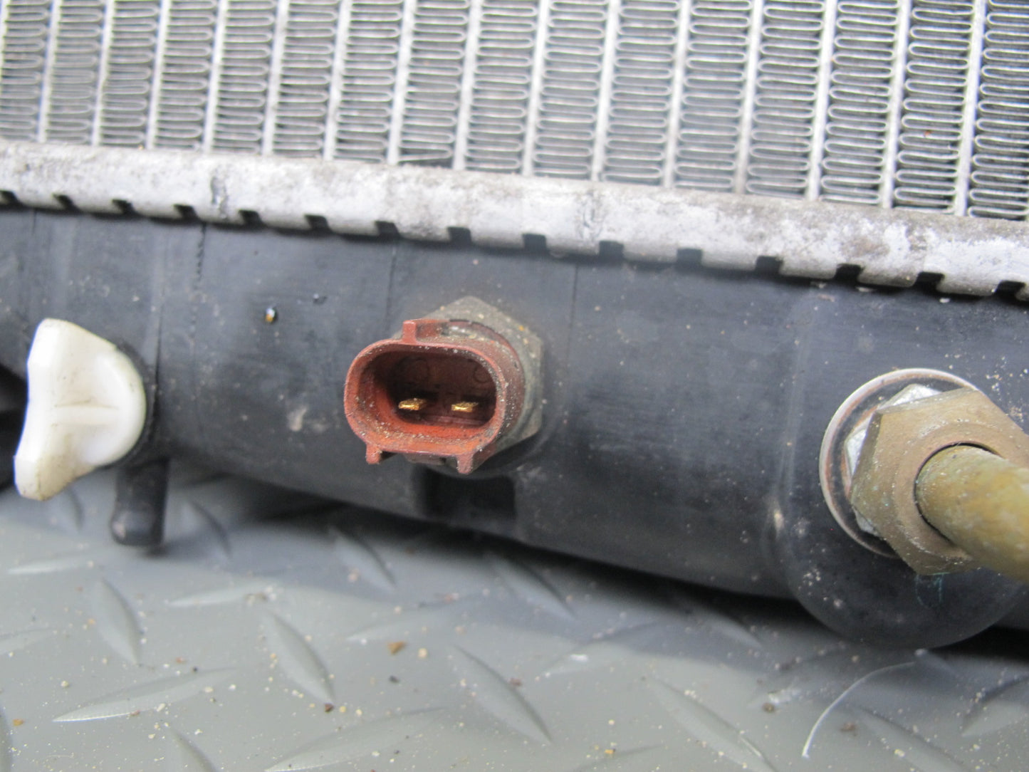 96-97 Lexus UZZ30L SC400 Engine Cooling Radiator Spectra 126 CU1306