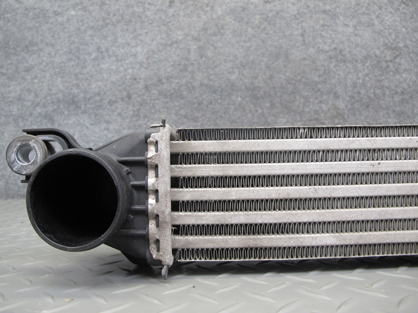07-13 Mini Cooper S JCW R55 R56 R57 R60 R61 N14 N18 Intercooler Unit 2751277 OEM