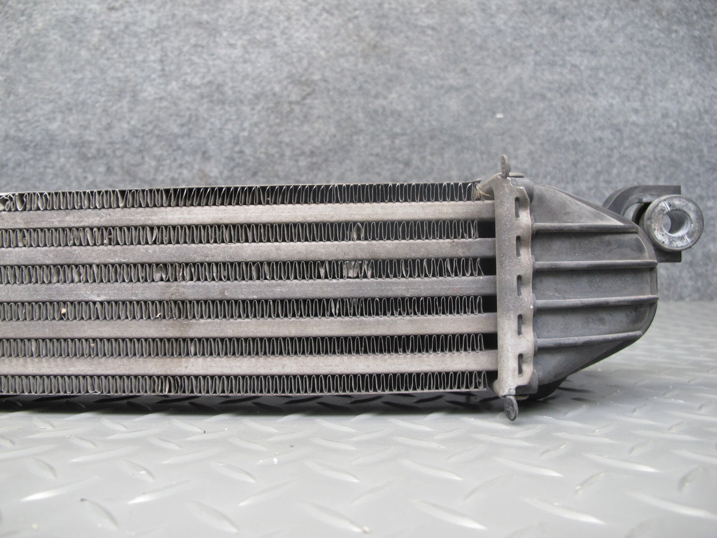 07-13 Mini Cooper S JCW R55 R56 R57 R60 R61 N14 N18 Intercooler Unit 2751277 OEM
