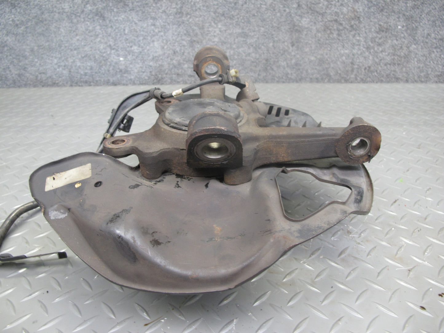 92-00 Lexus UZZ30L SC300 SC400 RWD Front Left Spindle Knuckle Wheel Hub OEM