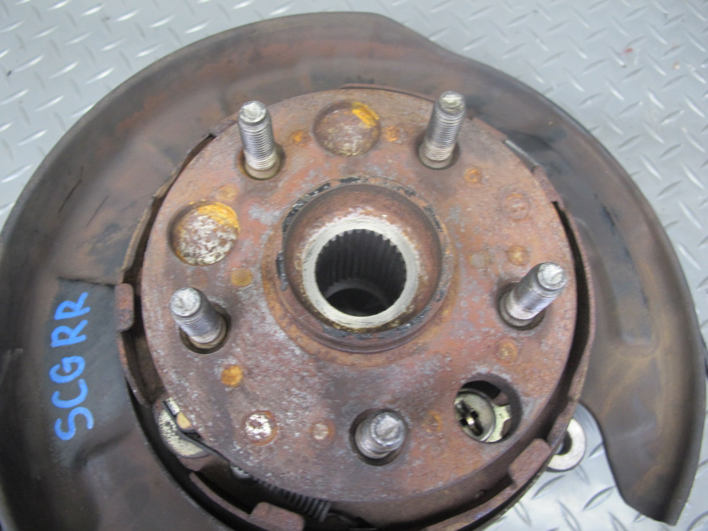 92-00 Lexus UZZ30L SC300 SC400 RWD Rear Right Spindle Knuckle Wheel Hub OEM