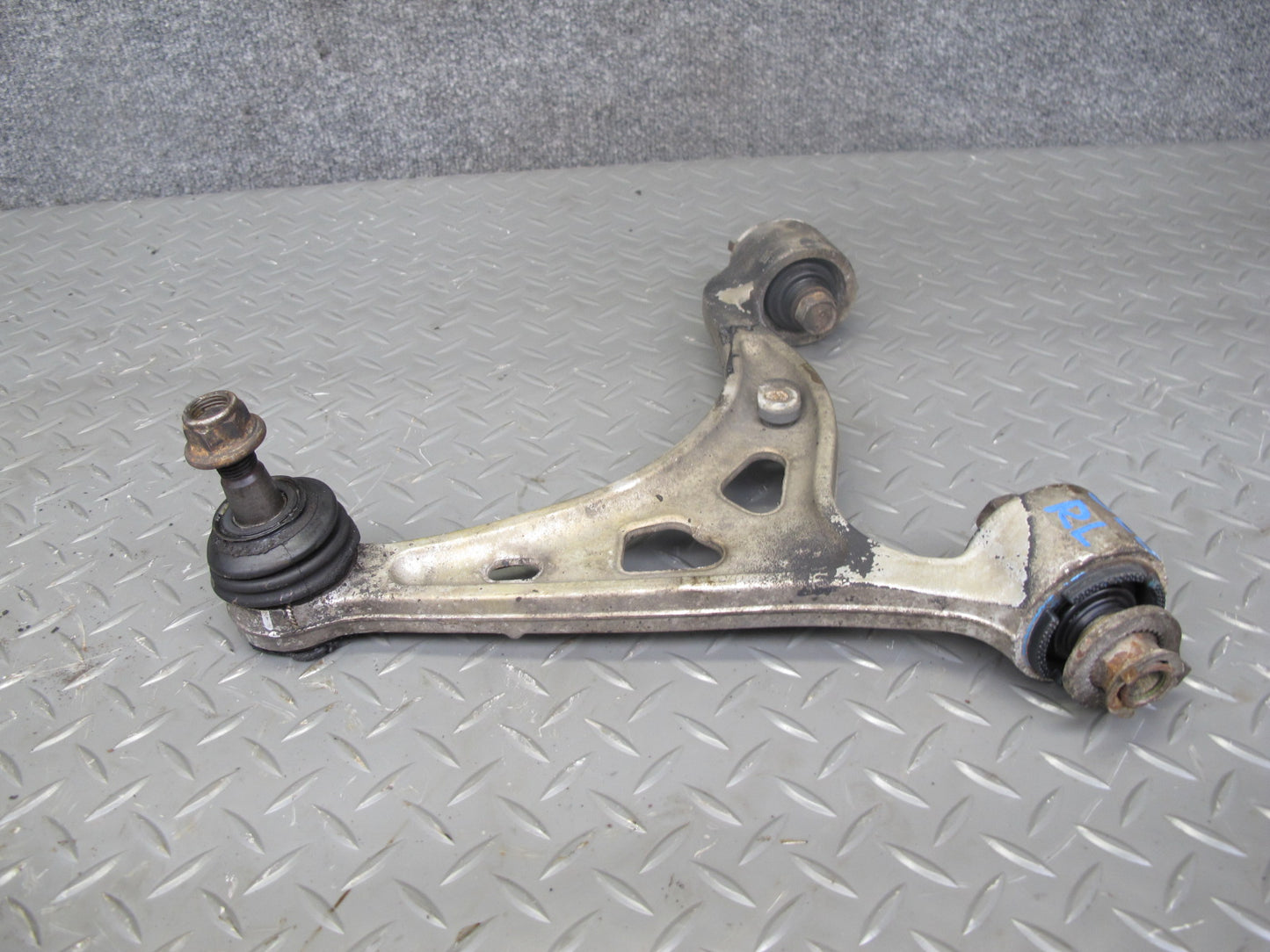 94-00 Lexus UZZ30L SC300 SC400 Set of 2 Rear Left Right Upper Control Arm OEM