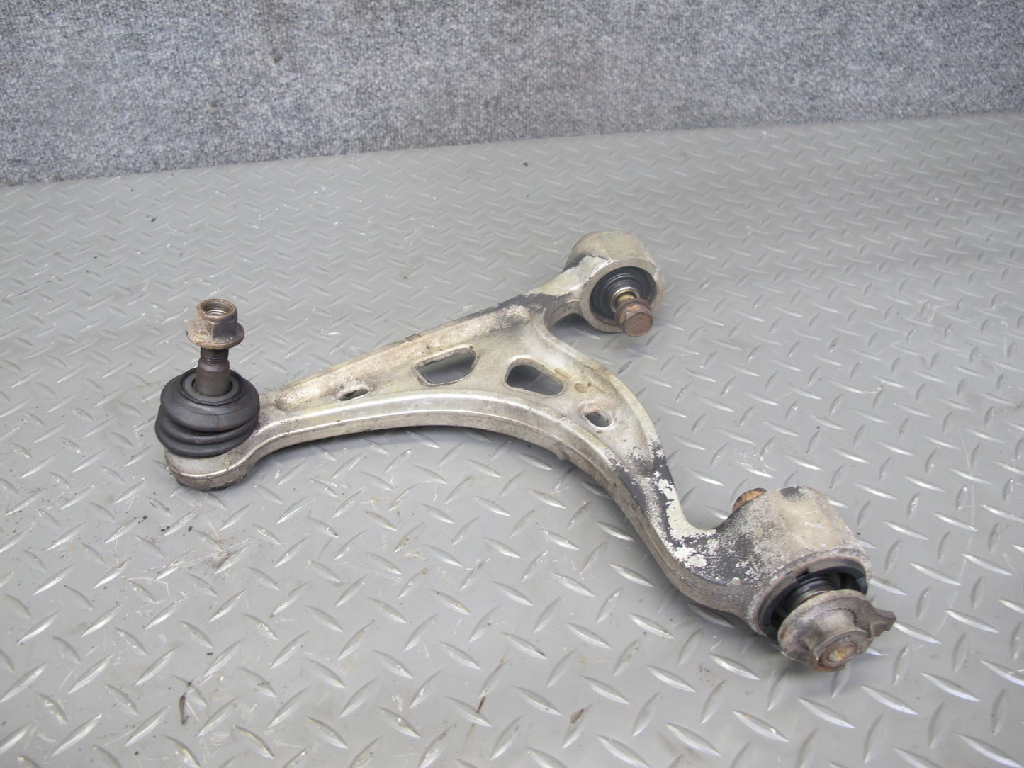 94-00 Lexus UZZ30L SC300 SC400 Set of 2 Rear Left Right Upper Control Arm OEM
