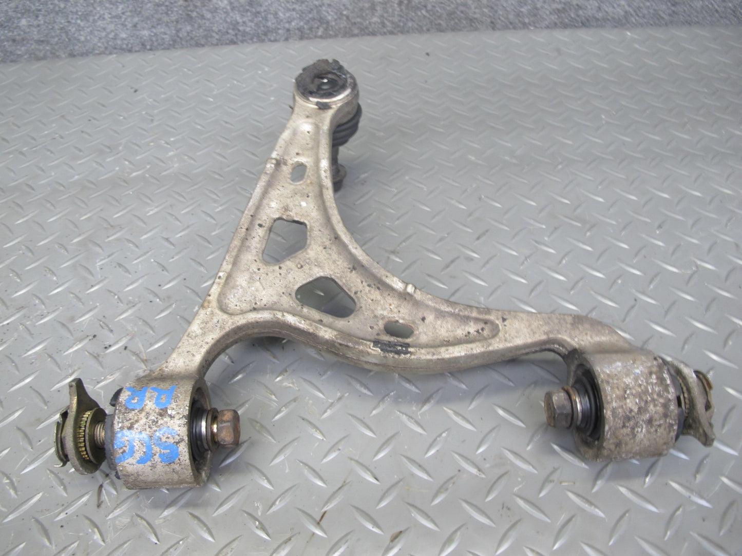 94-00 Lexus UZZ30L SC300 SC400 Set of 2 Rear Left Right Upper Control Arm OEM