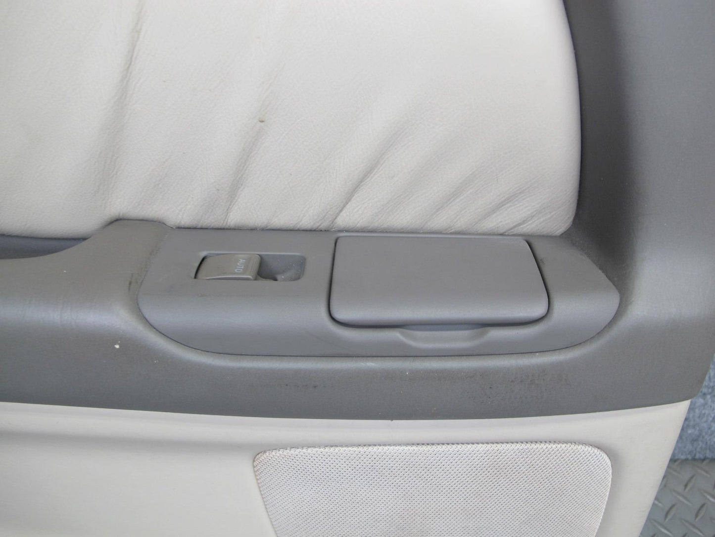 03-04 Lexus JZS160L GS300 Set of 2 Rear Door Interior Trim Cover Panel Ivory OEM