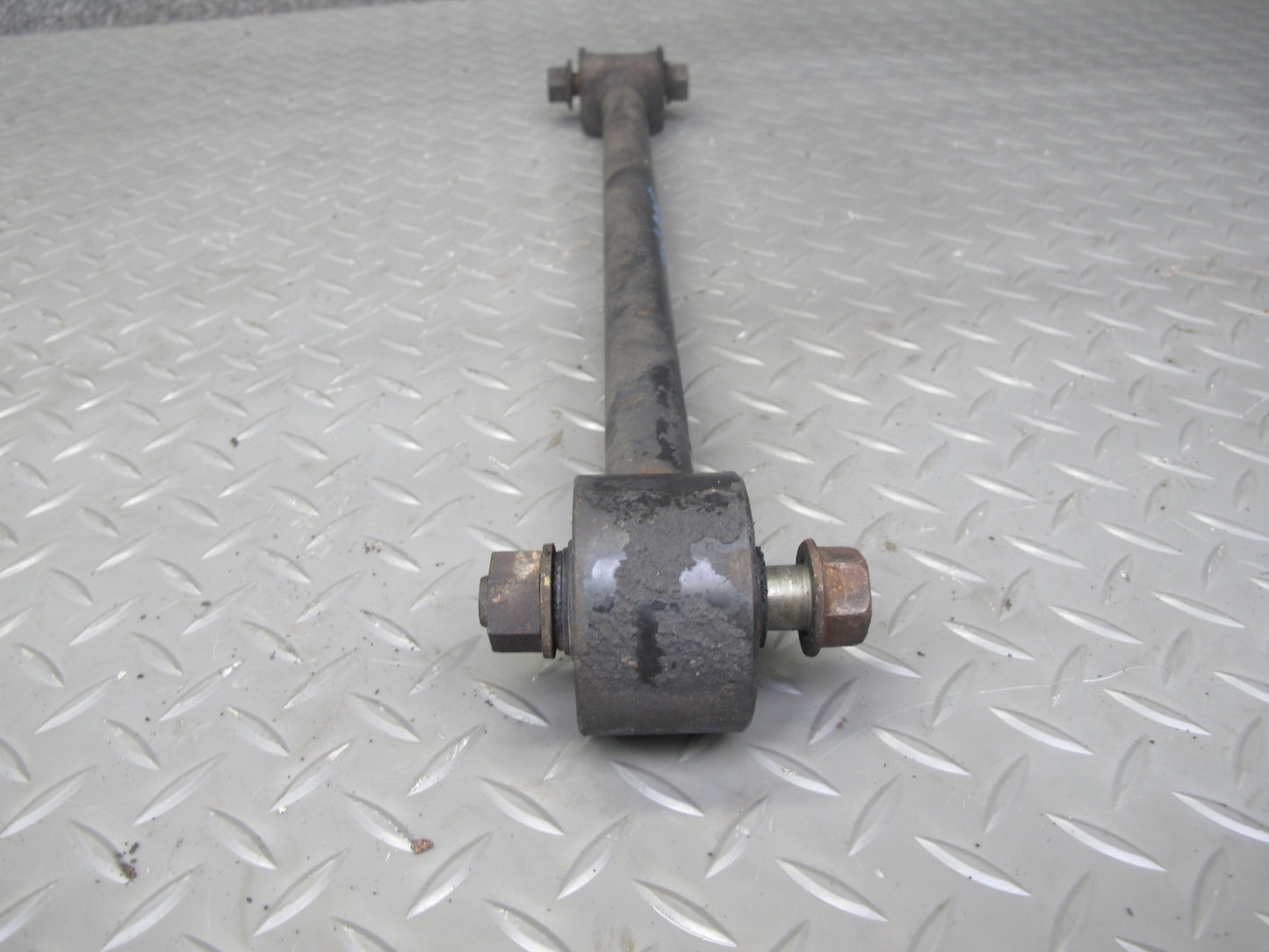 92-96 Lexus UZZ30L SC300 SC400 Set of 2 Rear Left & Right Strut Bar OEM