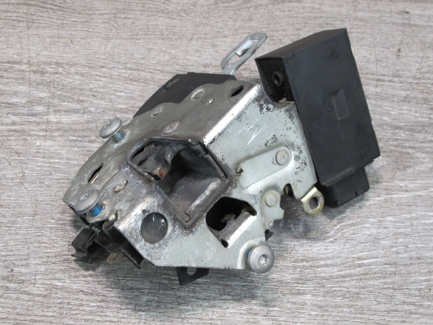 96-99 BMW E36 Coupe Convertible Left Door Lock Latch Actuator OEM