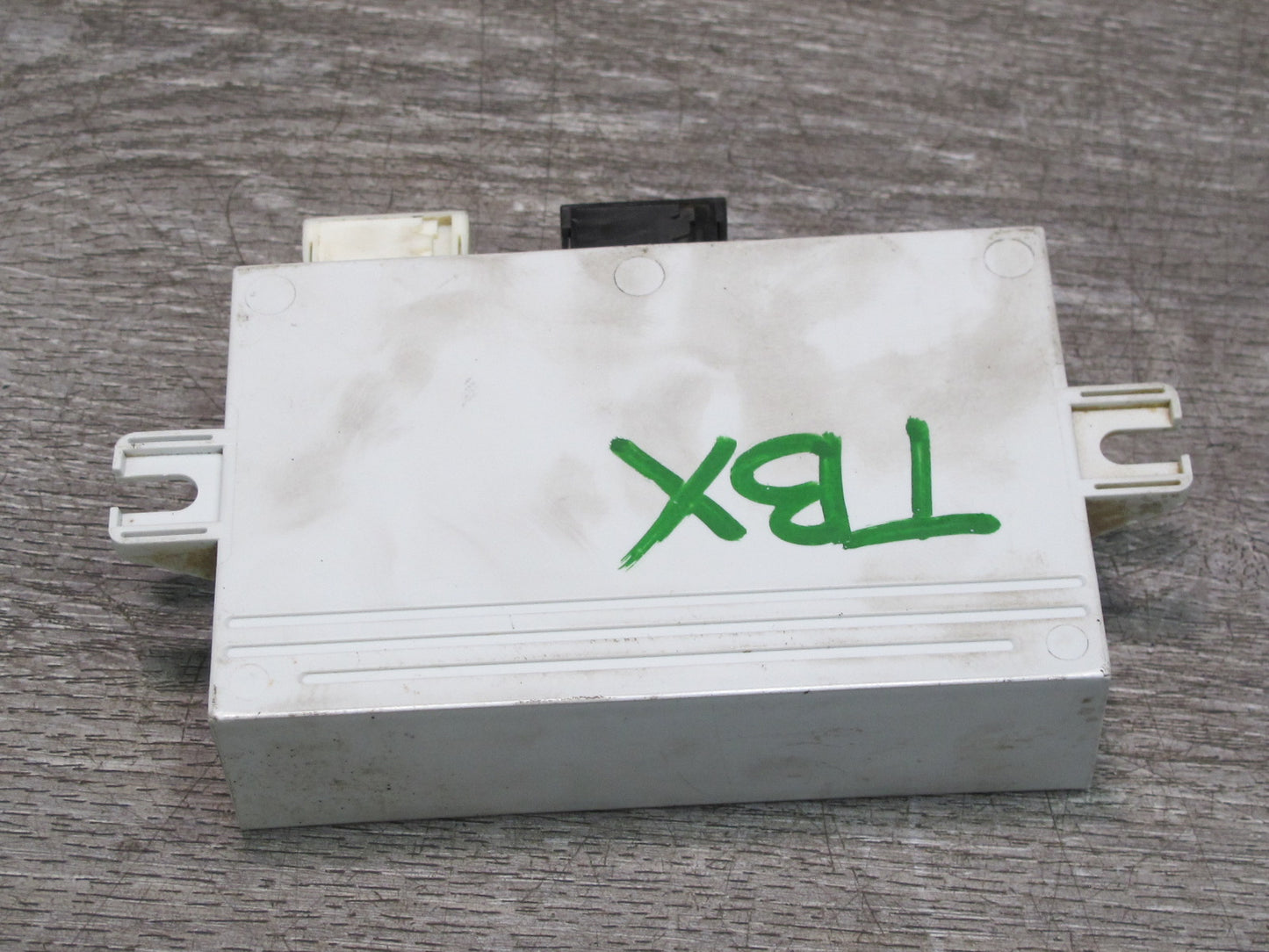 2001-2006 BMW E46 3-SERIES PDC Parking Distance Control Module 6921415