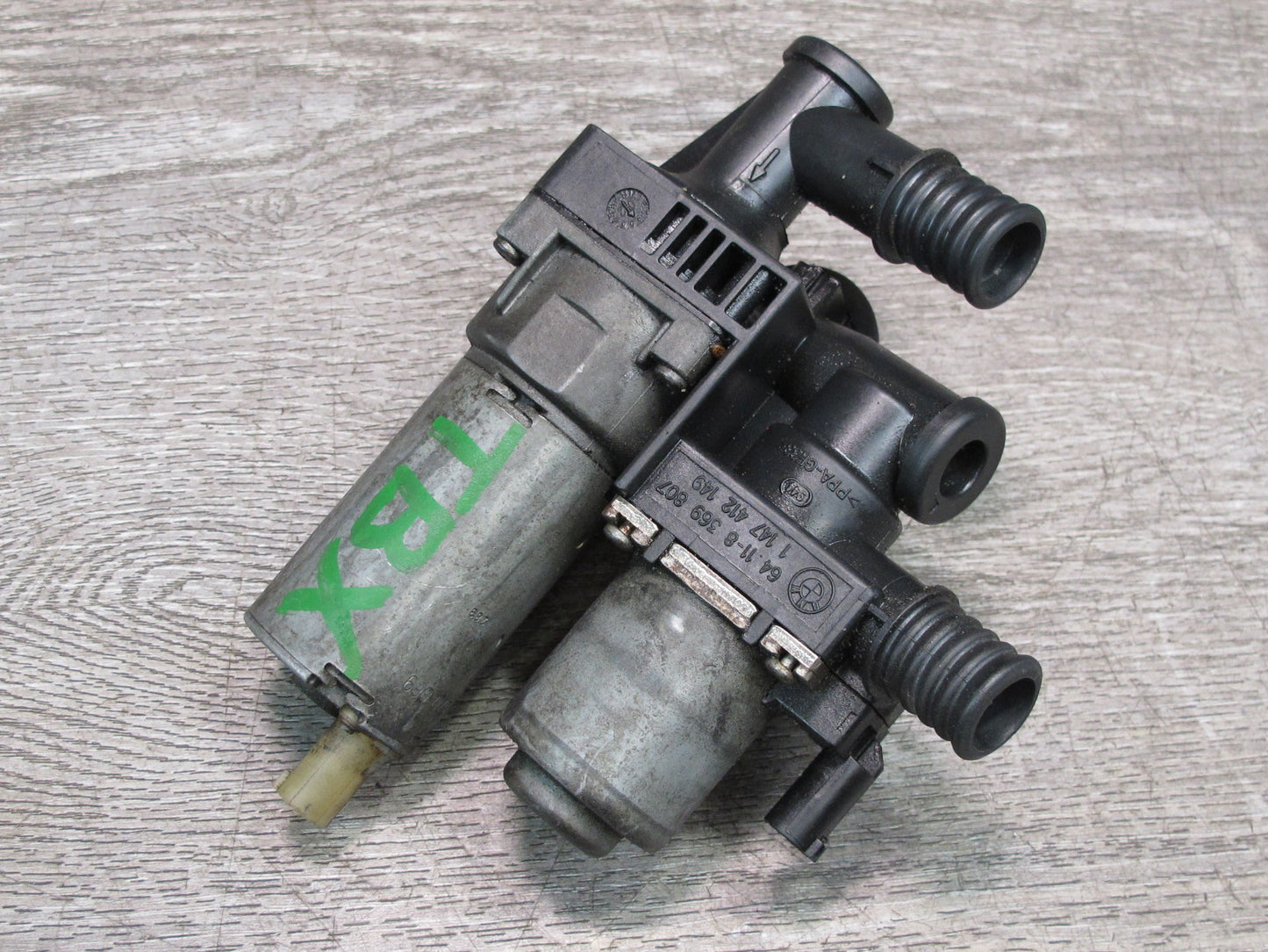 2001-2006 BMW E46 Heater Control Water Valve 8369807