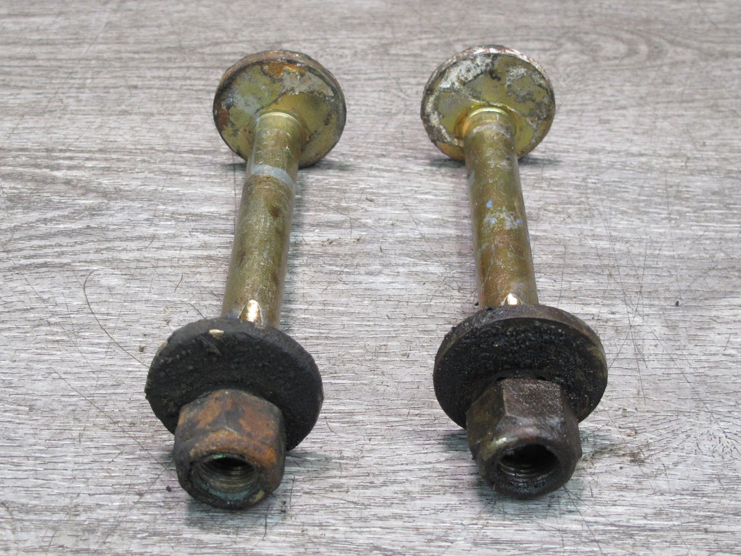 86-91 Mercedes W126 Set of 2 Front Suspension Eccentric Adjust Camber Bolt OEM