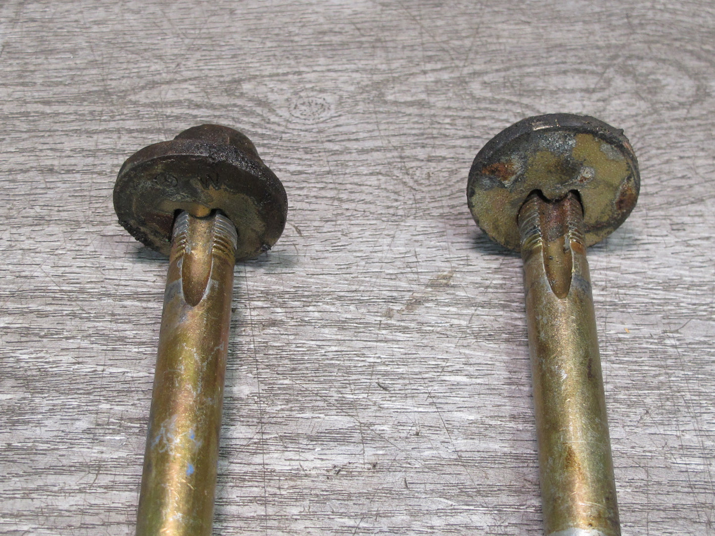 86-91 Mercedes W126 Set of 2 Front Suspension Eccentric Adjust Camber Bolt OEM
