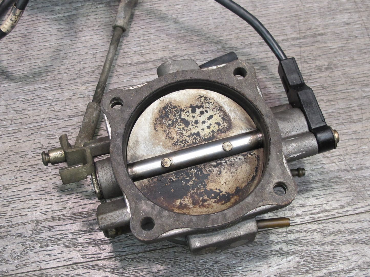 86-91 Mercedes W126 Engine Throttle Body Assembly 0011407753 OEM