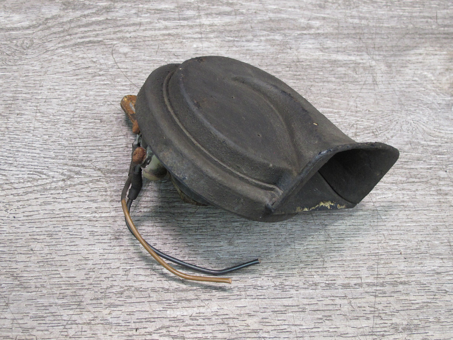 86-91 Mercedes W126 C126 Horn Siren Signal OEM