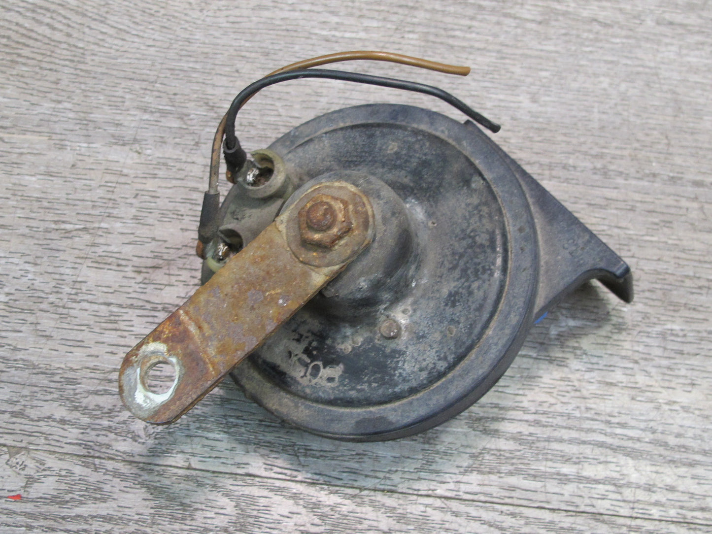 86-91 Mercedes W126 C126 Horn Siren Signal OEM