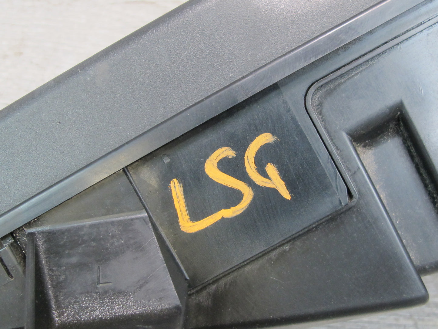 01-03 Lexus UCF30L LS430 Under Hood Junction Relay Fuse Box OEM