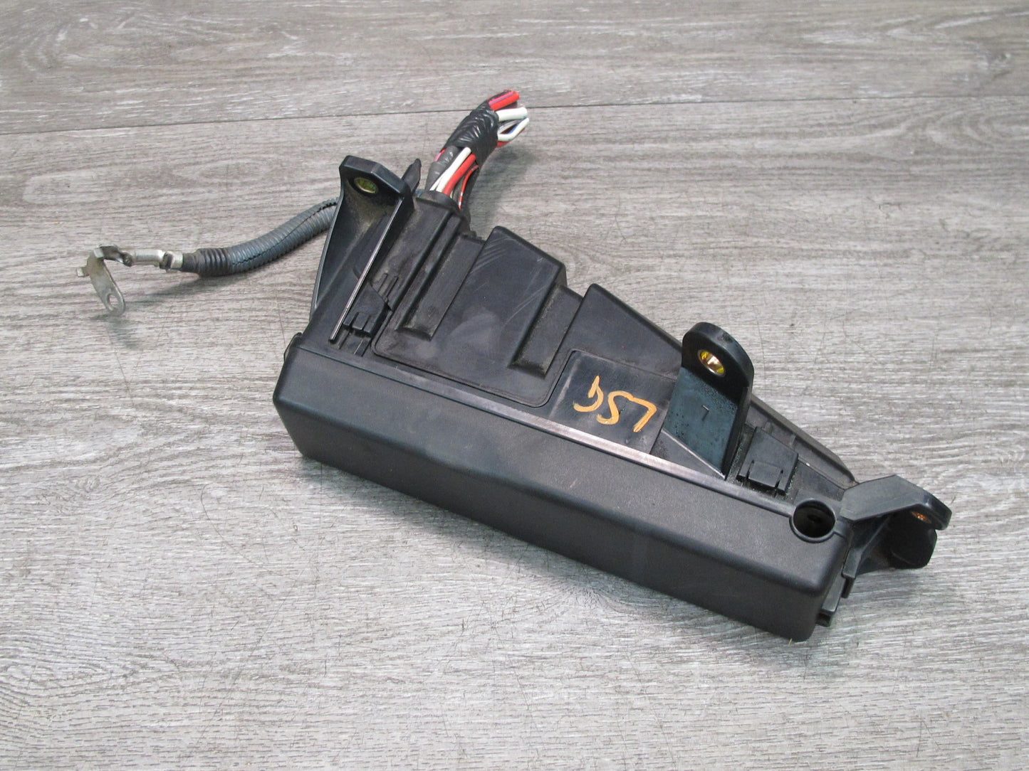 01-03 Lexus UCF30L LS430 Under Hood Junction Relay Fuse Box OEM