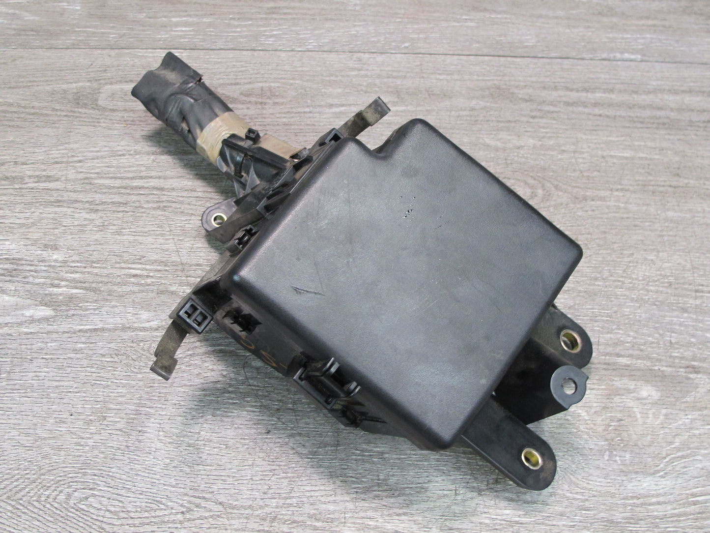 01-03 Lexus UCF30L LS430 Front Left Underhood Relay Fuse Box OEM