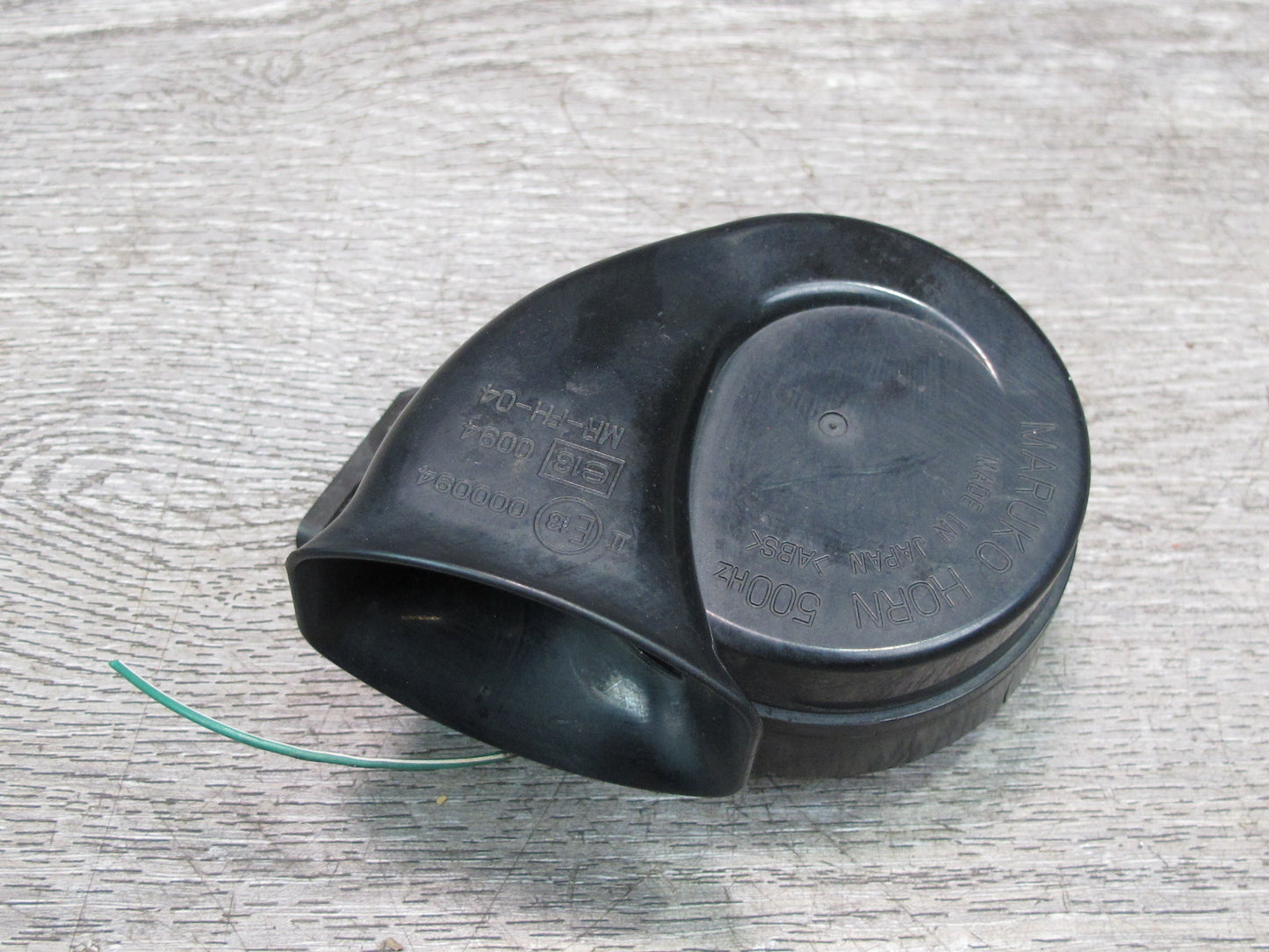 01-06 Lexus UCF30L LS430 Set of 2 High & Low Tone Note Pitch Horn Signal OEM