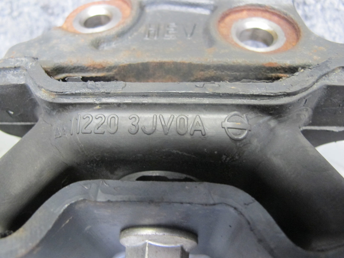 14-17 Infiniti QX60 2.5L Hybrid Front Left Engine Motor Mount