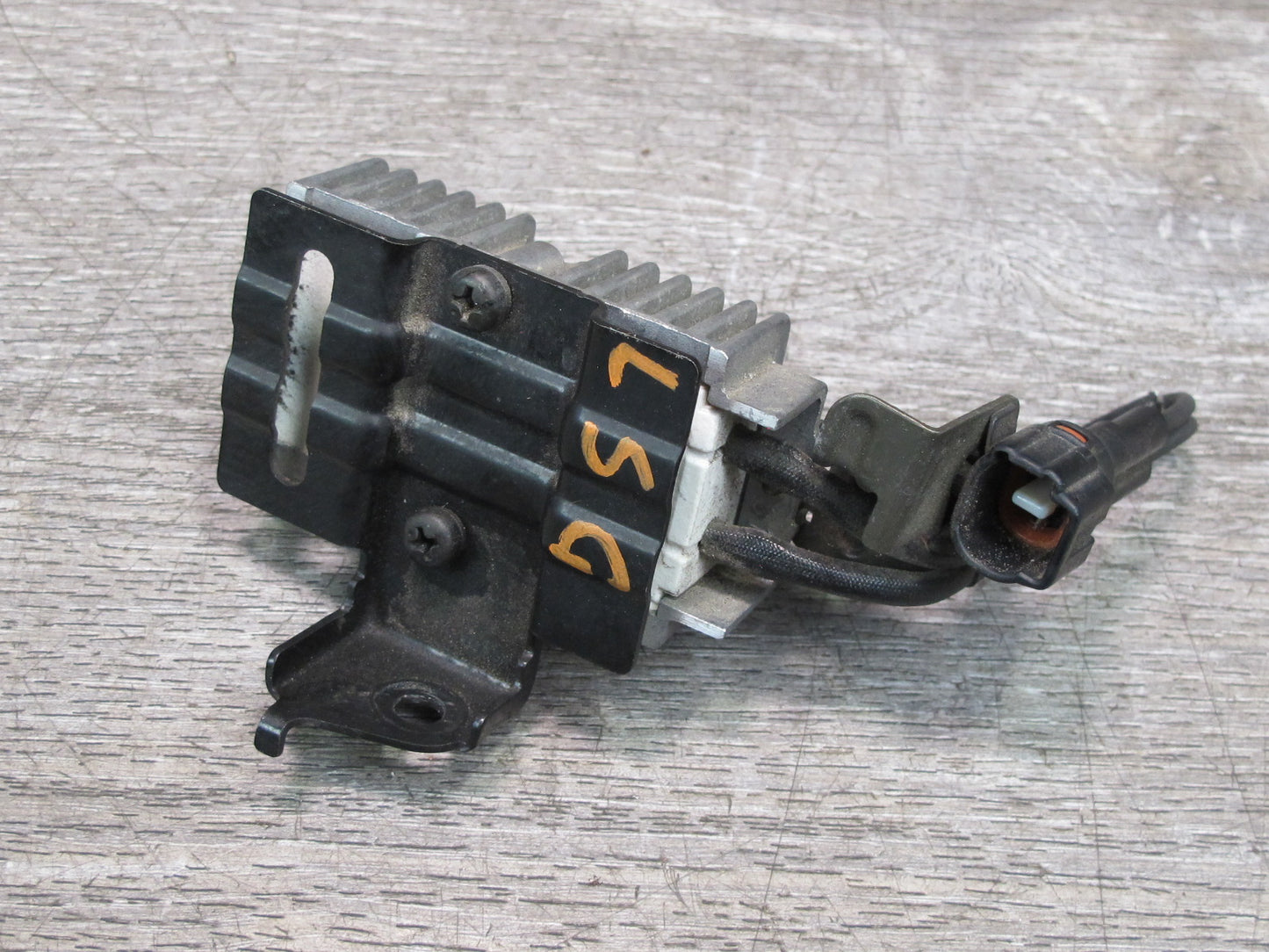 01-03 Lexus UCF30L LS430 Fuel Pump Resistor Module 23080-50090 OEM