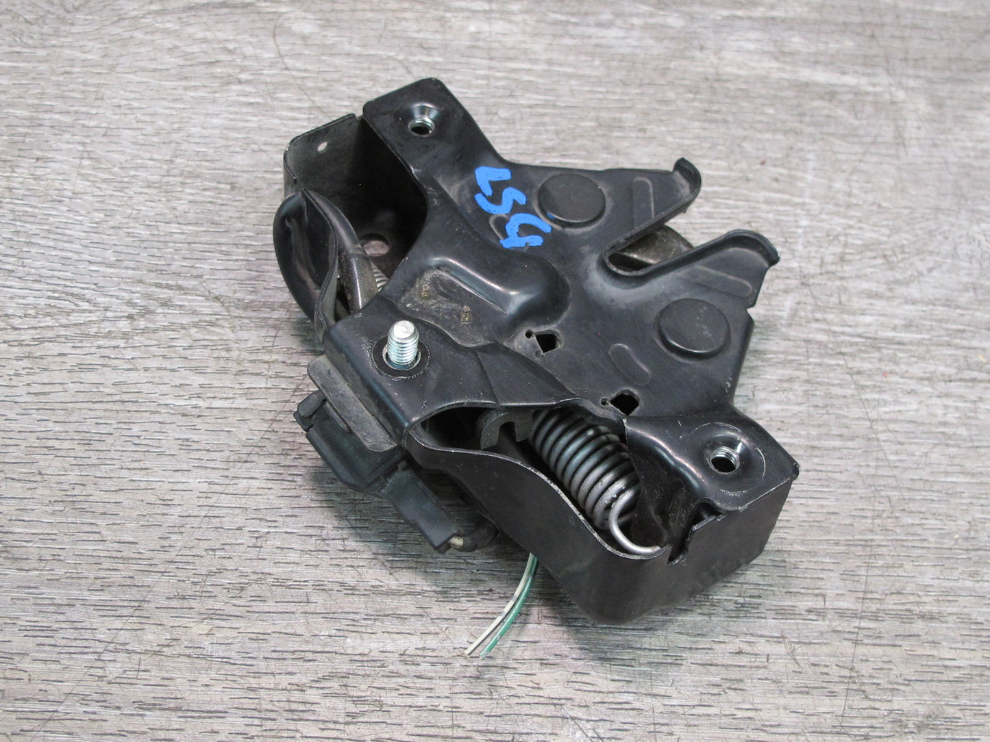 01-06 Lexus UCF30L LS430 Front Hood Lock Latch OEM