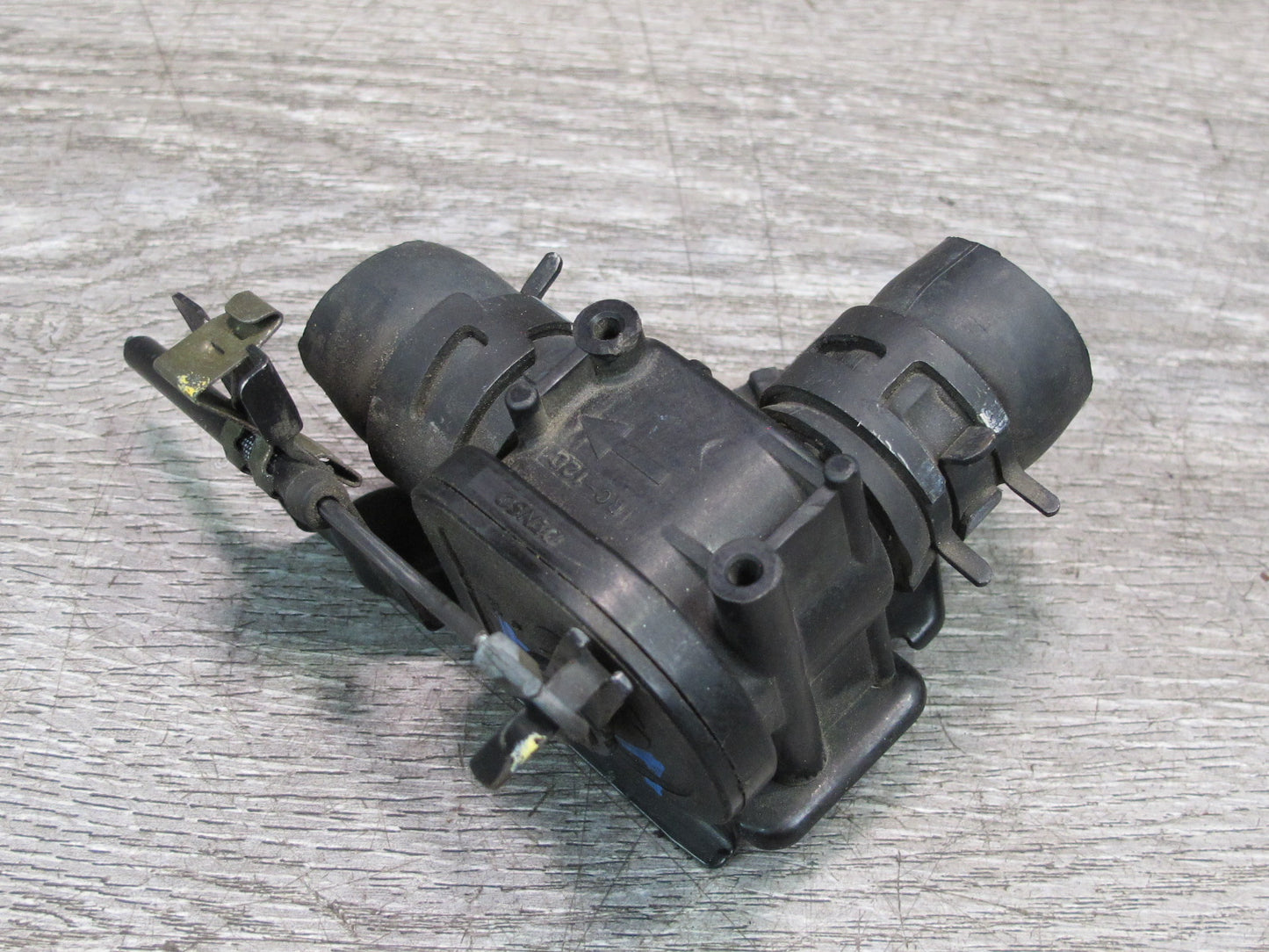 01-06 Lexus UCF30L LS430 Hvac Heater Control Water Valve OEM