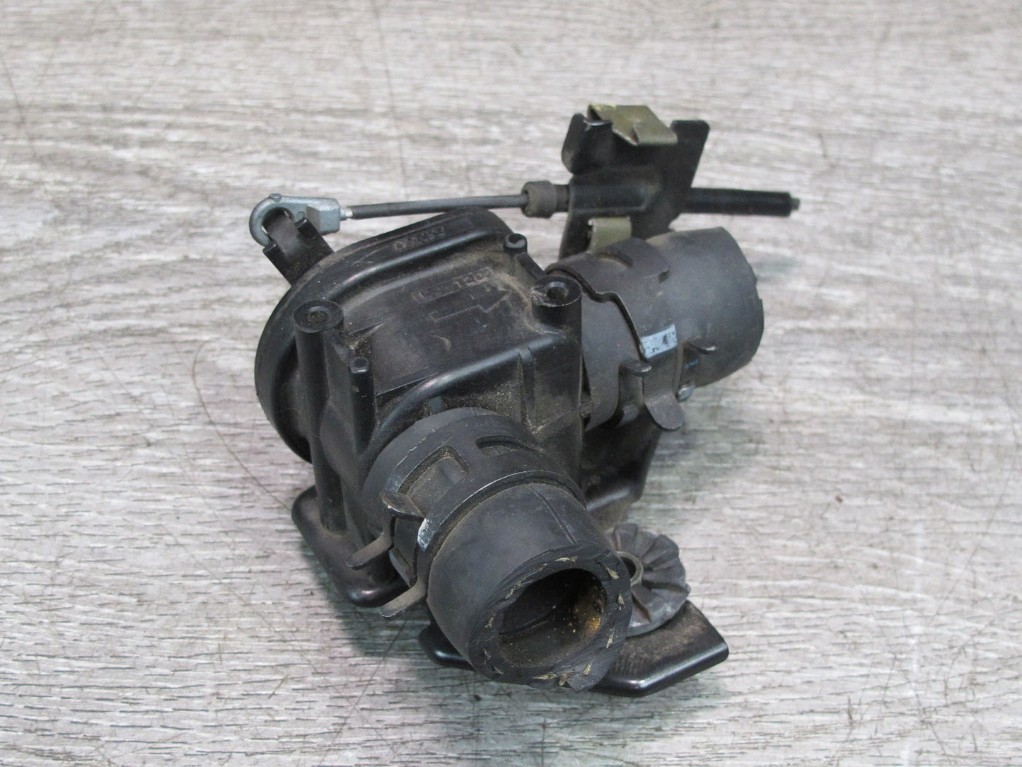 01-06 Lexus UCF30L LS430 Hvac Heater Control Water Valve OEM