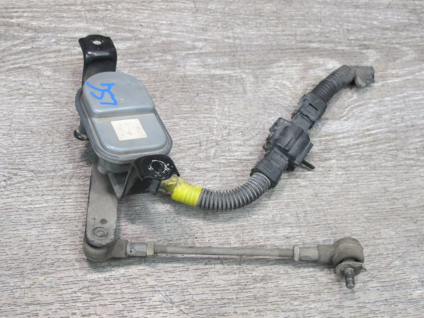 01-03 Lexus UCF30L LS430 Front Left Suspension Height Level Sensor OEM