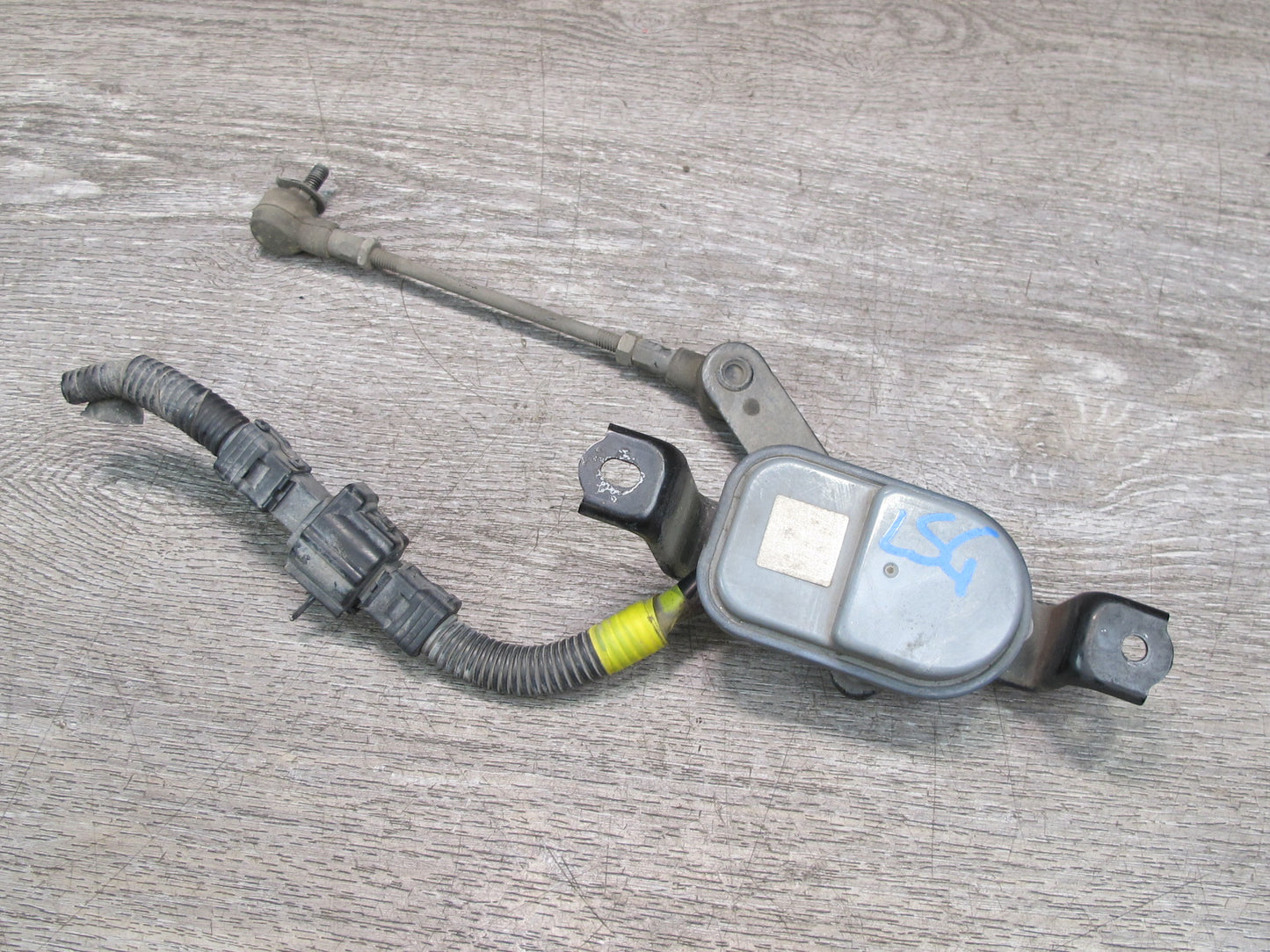 01-03 Lexus UCF30L LS430 Front Left Suspension Height Level Sensor OEM