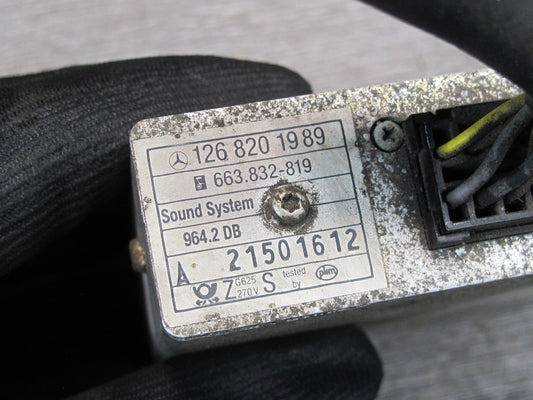 86-91 Mercedes W126 C126 Coupe Radio Amplifier Module 1268201989 OEM