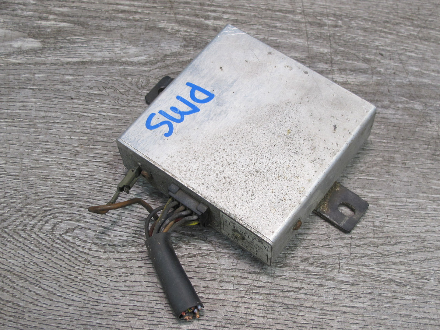 86-91 Mercedes W126 C126 Coupe Radio Amplifier Module 1268201989 OEM