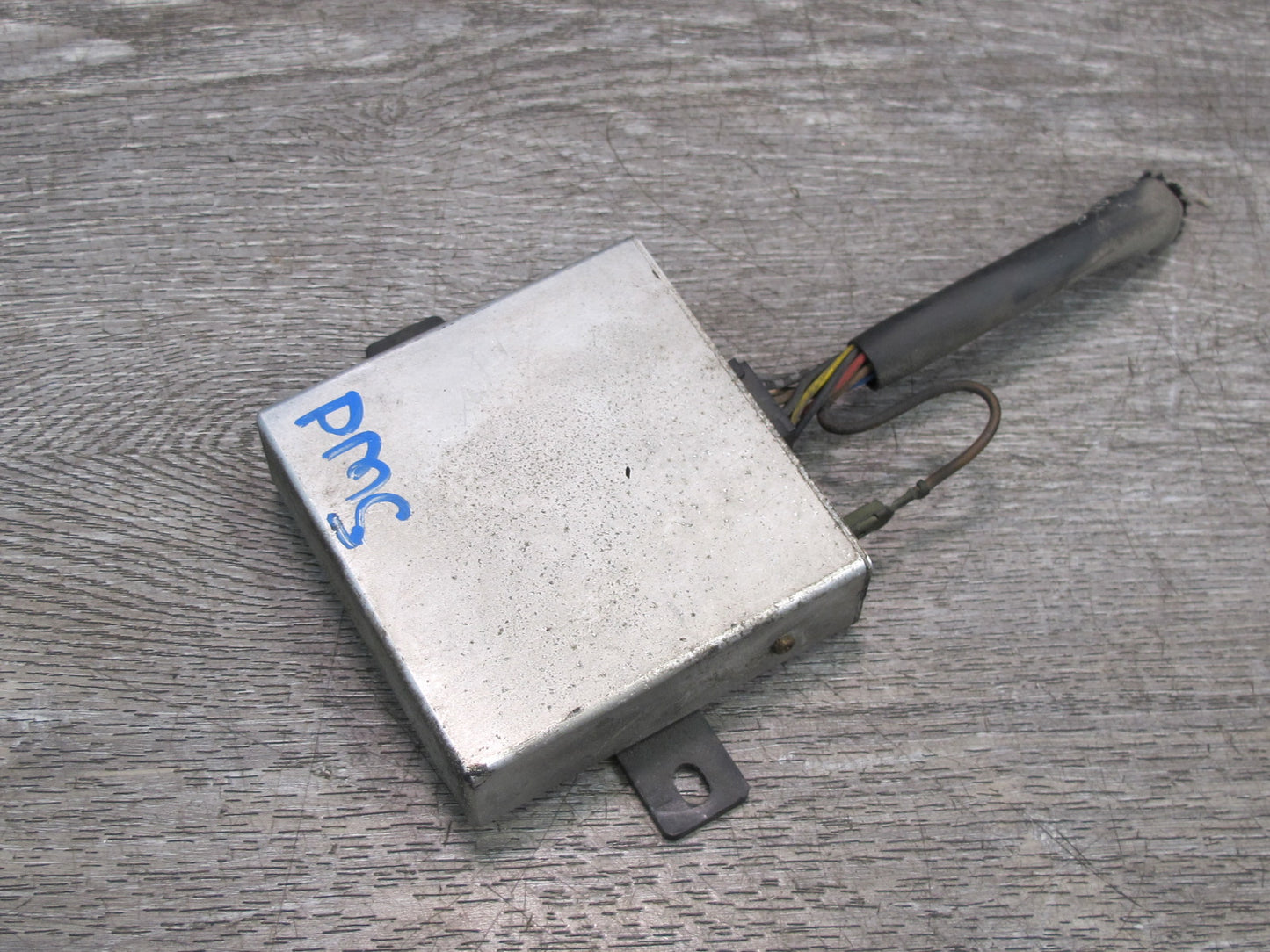 86-91 Mercedes W126 C126 Coupe Radio Amplifier Module 1268201989 OEM